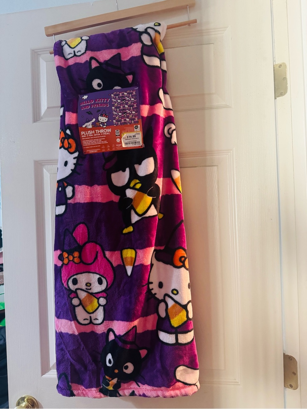 Hello Kitty and Friends halloween-themed viral fleece throw blanket bnwt